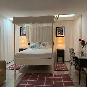 Apartment Discovery Estrela